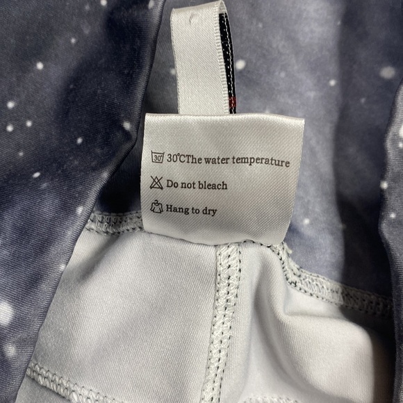 Munvot Space Galaxy Work Out Shorts XL - Picture 8 of 8